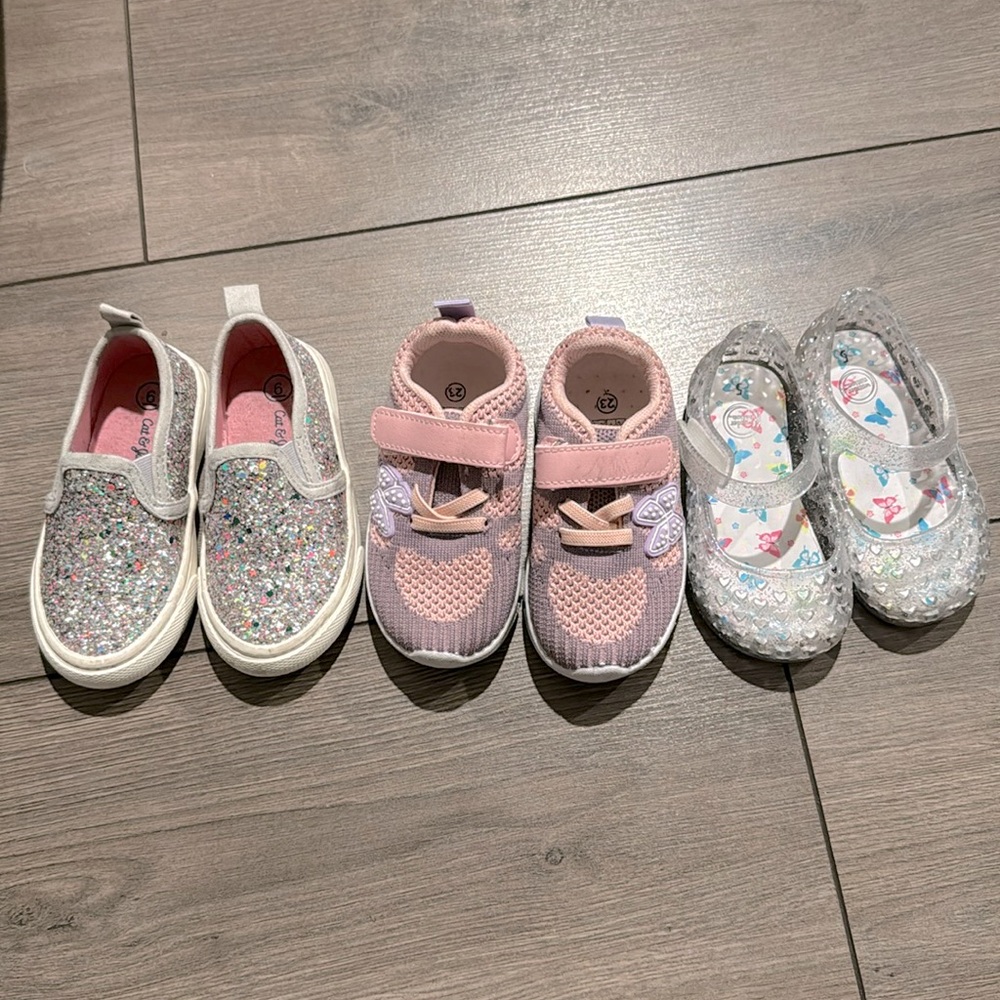 EUC toddler girls shoes bundle